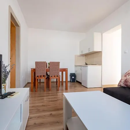 Apartment Neuense