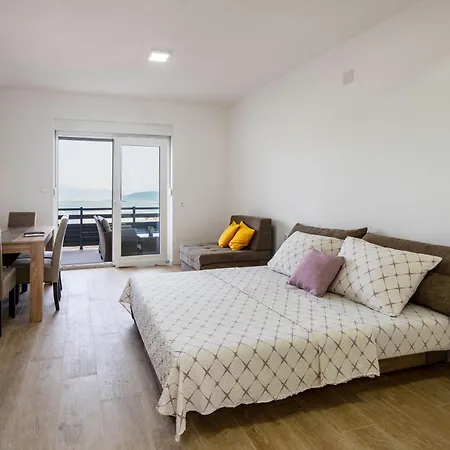 Neuense Apartment *