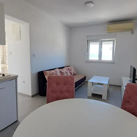 Apartament Neuense *